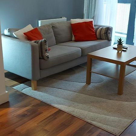 City Apartment In Great Location With A Balcony & Parking Possible - West One Sheffield Zewnętrze zdjęcie